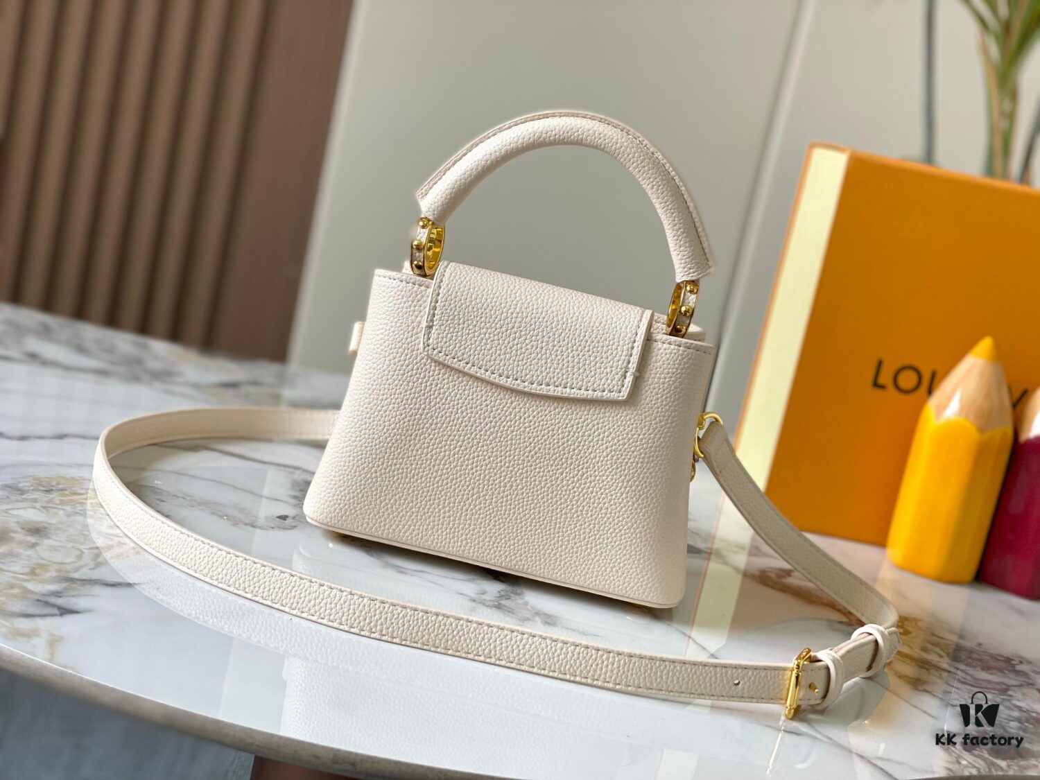69307b7e6e68136f4d9a6eb1 Top Quality Original Guangzhou Stock 🇫🇷 M12935 Capucines Mini Bag from the Capucines Chain On You Collection