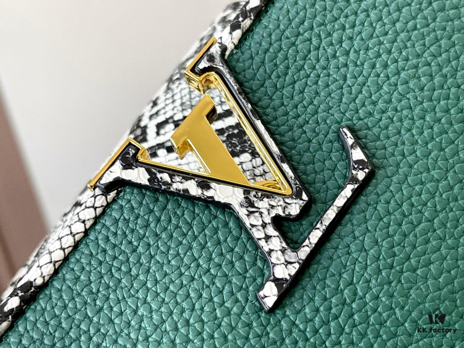 Exclusive Real Shot - Upgraded M95508 CAPUCINES Small Bag