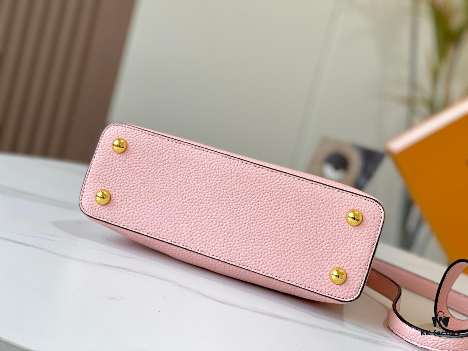 Exclusive On-site Photo - Upgraded M95508 CAPUCINES Small Handbag