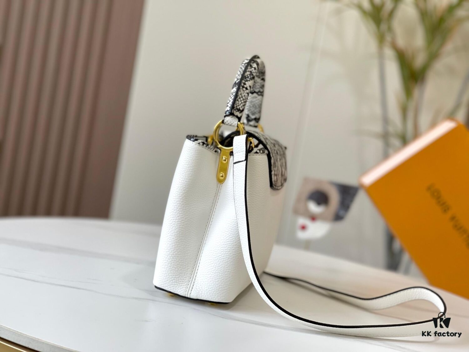 Exclusive On-Site Photo - Upgraded M95508 CAPUCINES Small Handbag