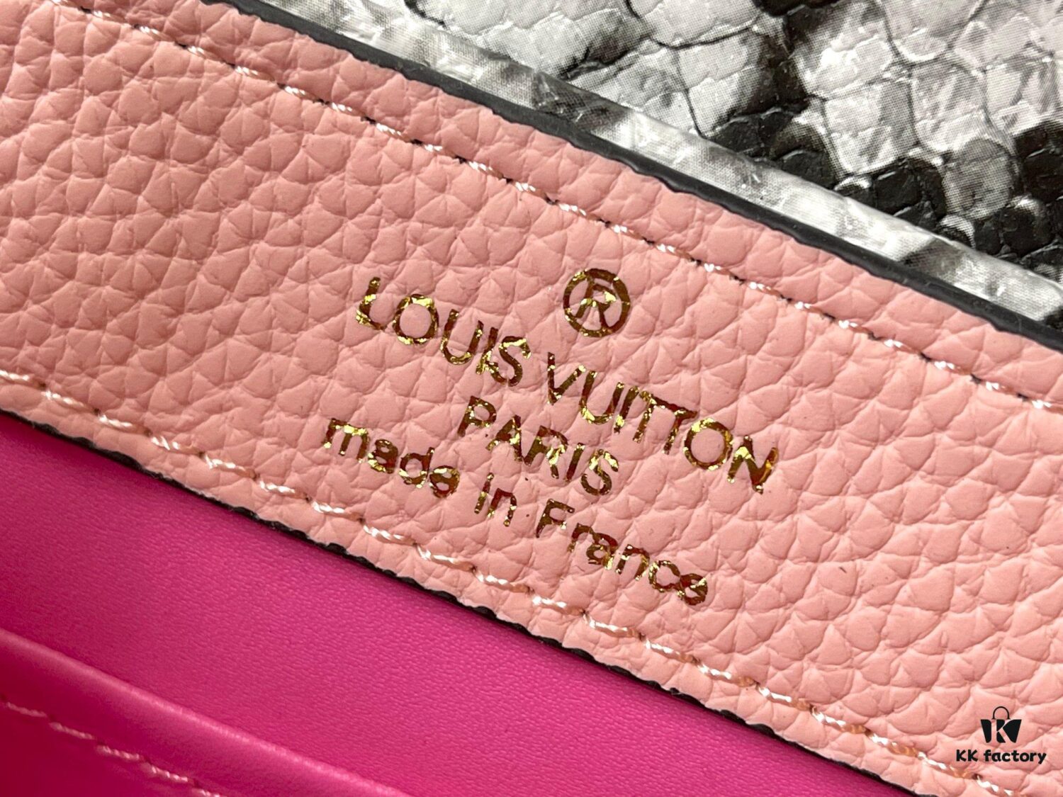 Exclusive On-hand Photo - Upgraded M95509 CAPUCINES Mini Bag