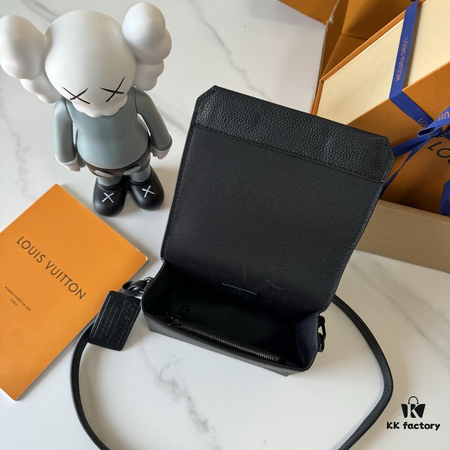 Upgraded Version M82085 M82086 Full Leather Black, Light Green, Black Flower, Old Flower Men's Messenger Bag Flap Mini Handbag