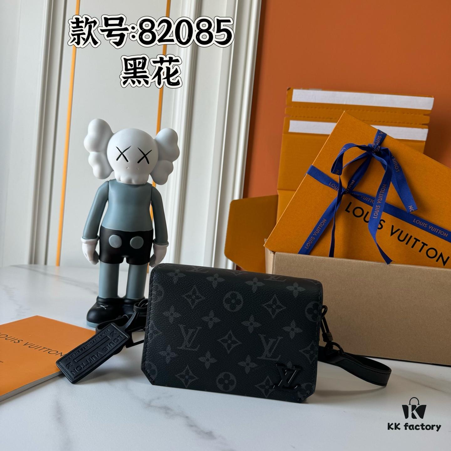 Upgraded Version M82085 M82086 Full Leather Black Light Green Black Floral Monogram Men's Messenger Bag Flap Mini Handbag