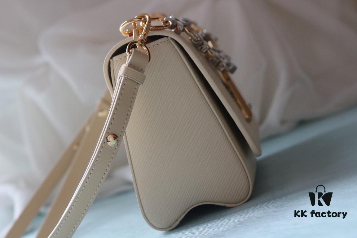 Latest European Version Top Original Quality Twist MM LV Bloom Handbag