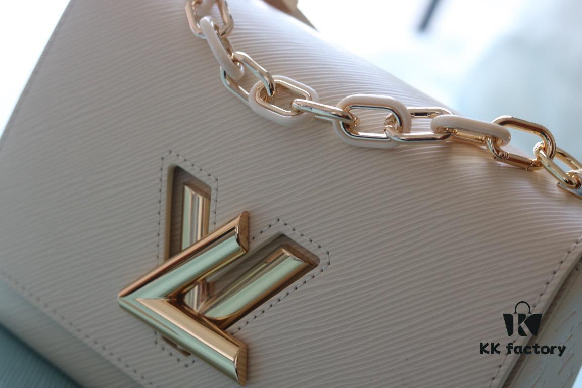 Exclusive Real Shot Top Original Version Slim Twist MM Handbag Model No.: 50507/12736/11879