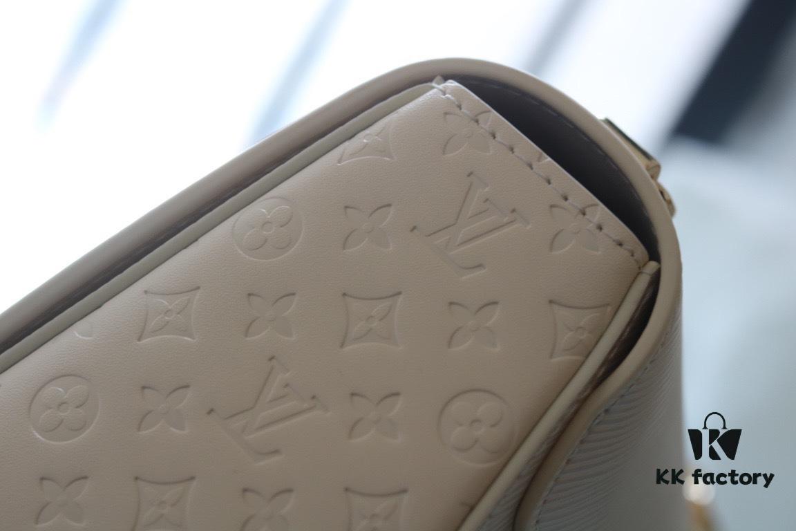 Exclusive Real Shot Top Original Version Slim Twist MM Handbag Model No.: 50507/12736/11879