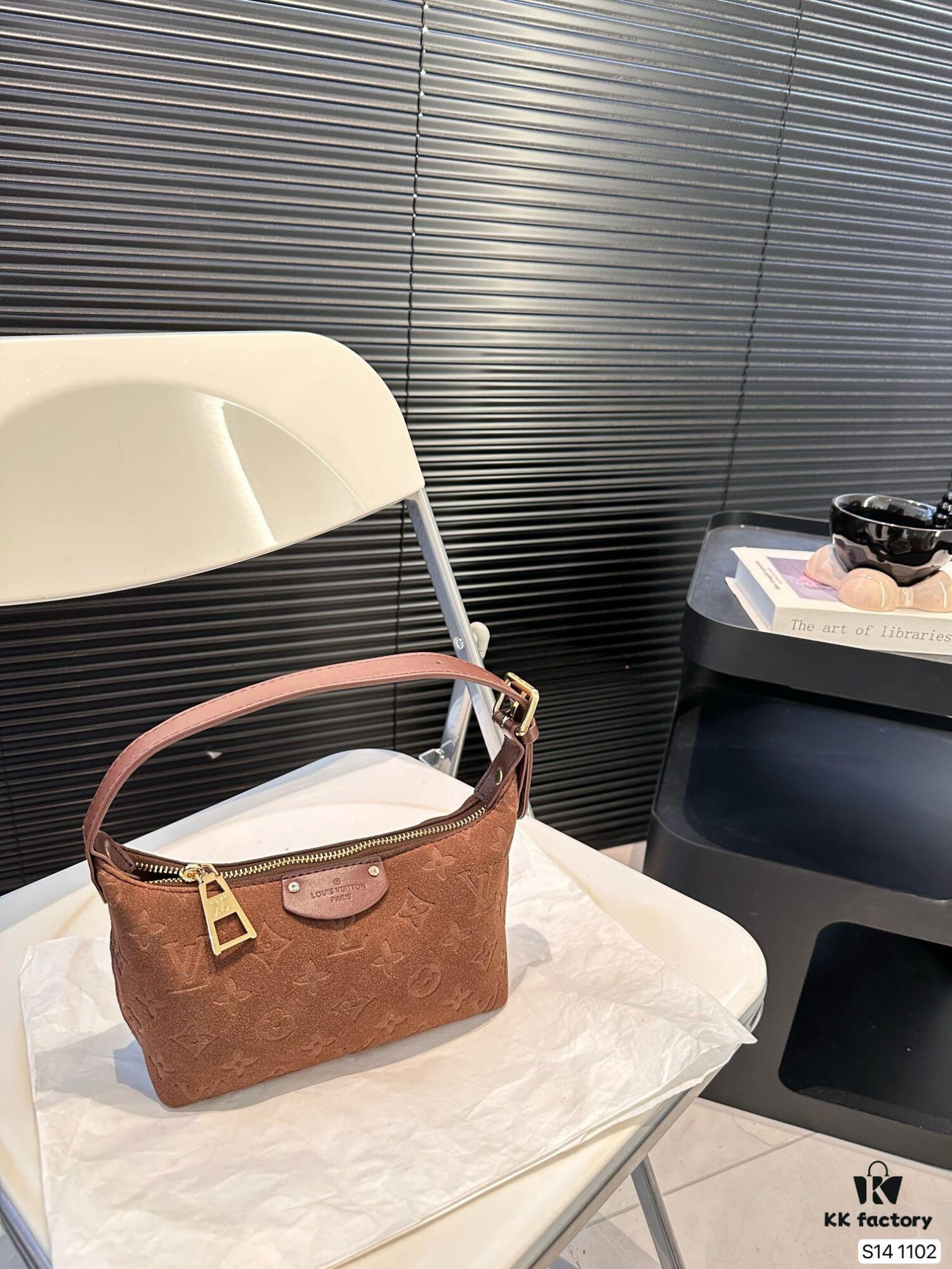 LV Lunch Box Bag, Suede Material Riding the Trend