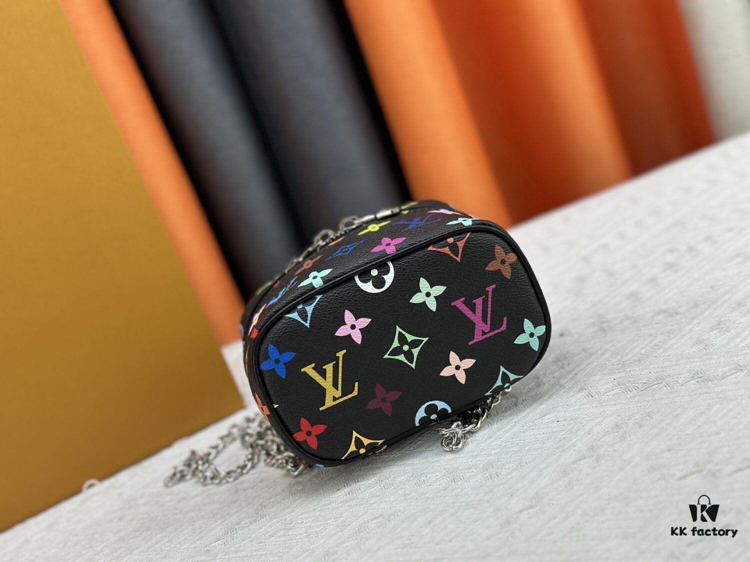 Upgraded Original M13747 M44495 M42265 M44936 M42263 LV Takashi Murakami Nice Mini Nano Pouch with Monogram Print in 33 Vibrant Colors, 2025 LV x Takashi Murakami Collaboration White Tricolor and Black Tricolor Twelve-Section Series, Popular Worldwide Among Celebrities