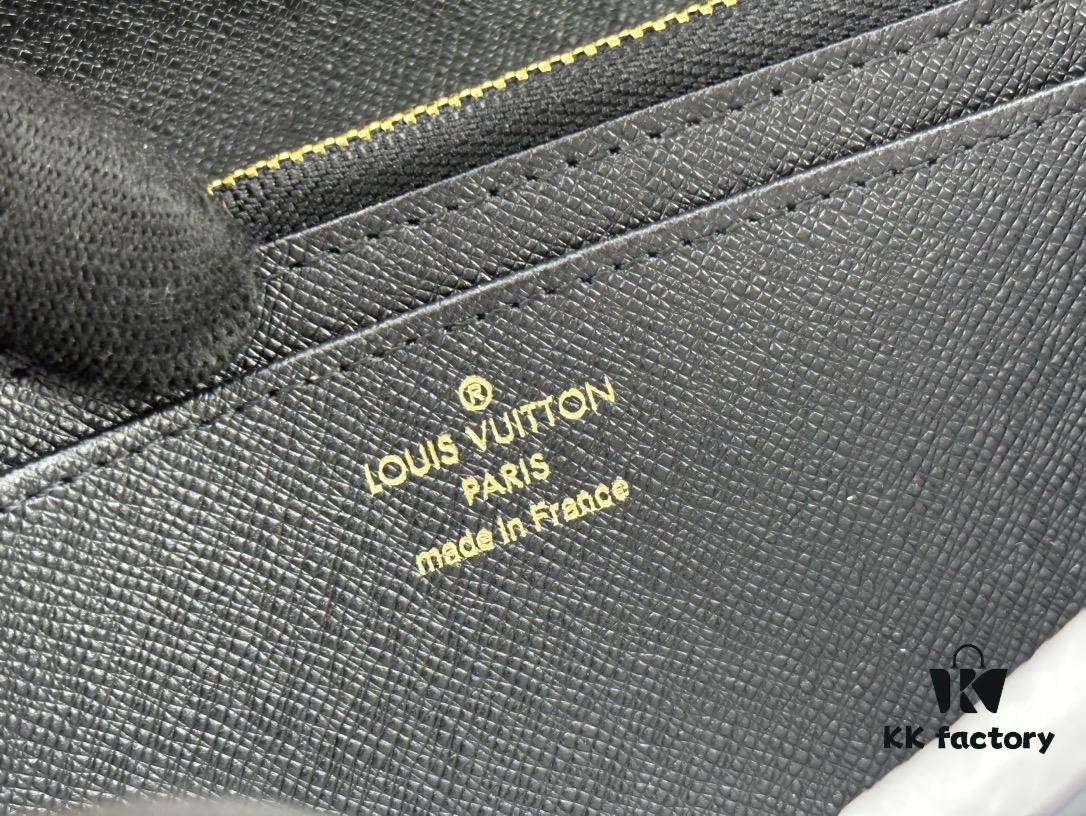 Twist Wallet M61179 Crafted from Epi Leather