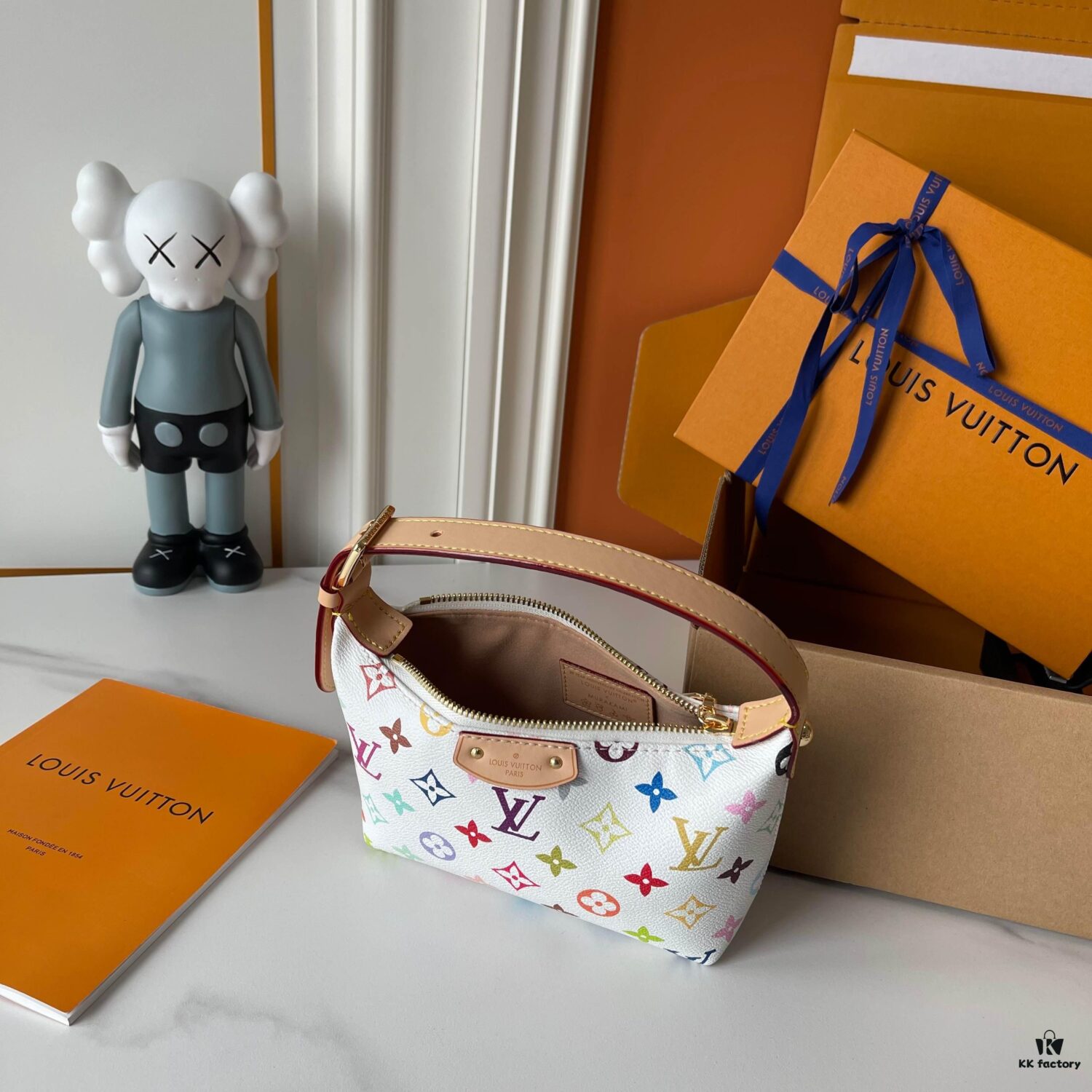 Upgraded Version [Official Latest Model] (Real Photos, Authentic Match) M82949 LV x Murakami Takashi Collaborative Nano Speedy Bag