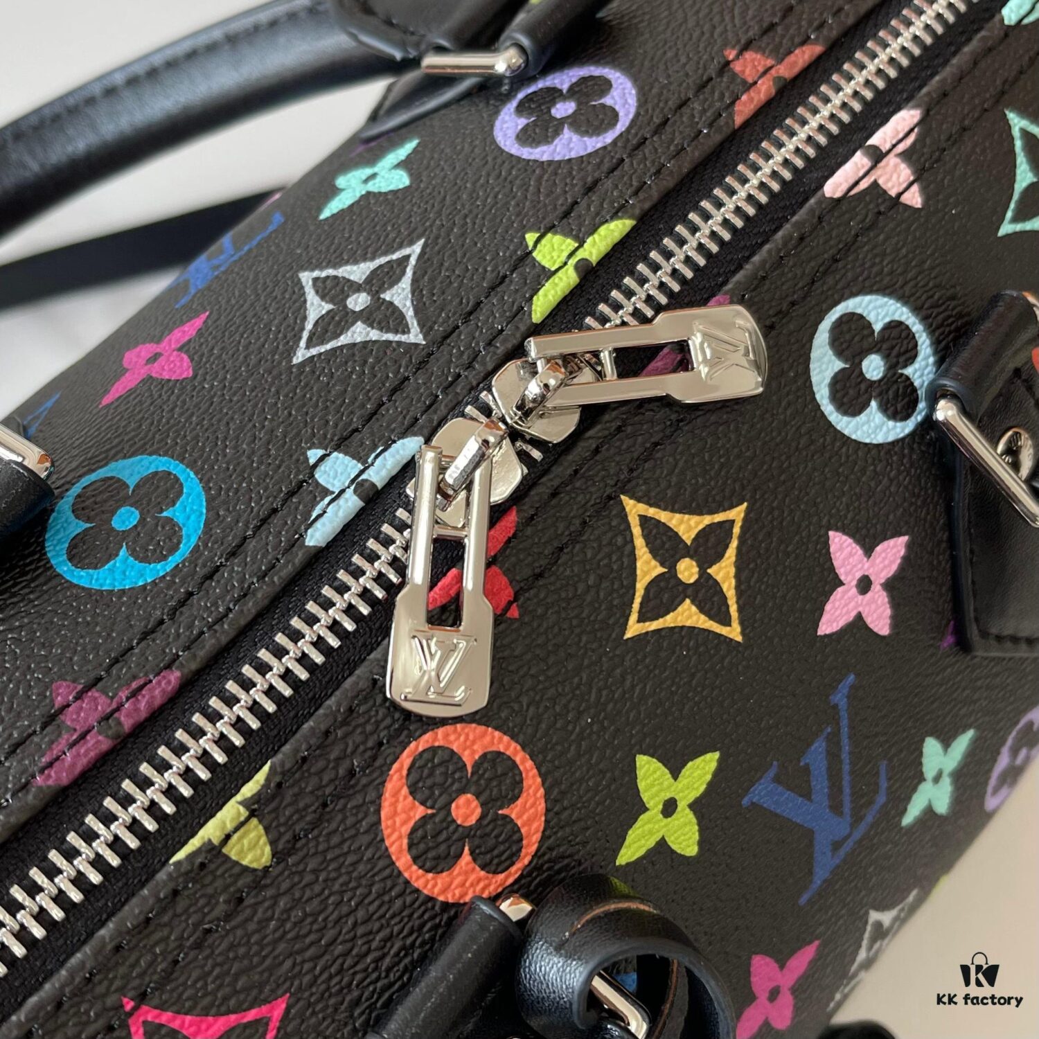 Upgraded Version 200 (Actual Photos, Authentic Match) M13805-M13085-M13257 LV Takashi Murakami Co-Branded Nano Speedy Handbag