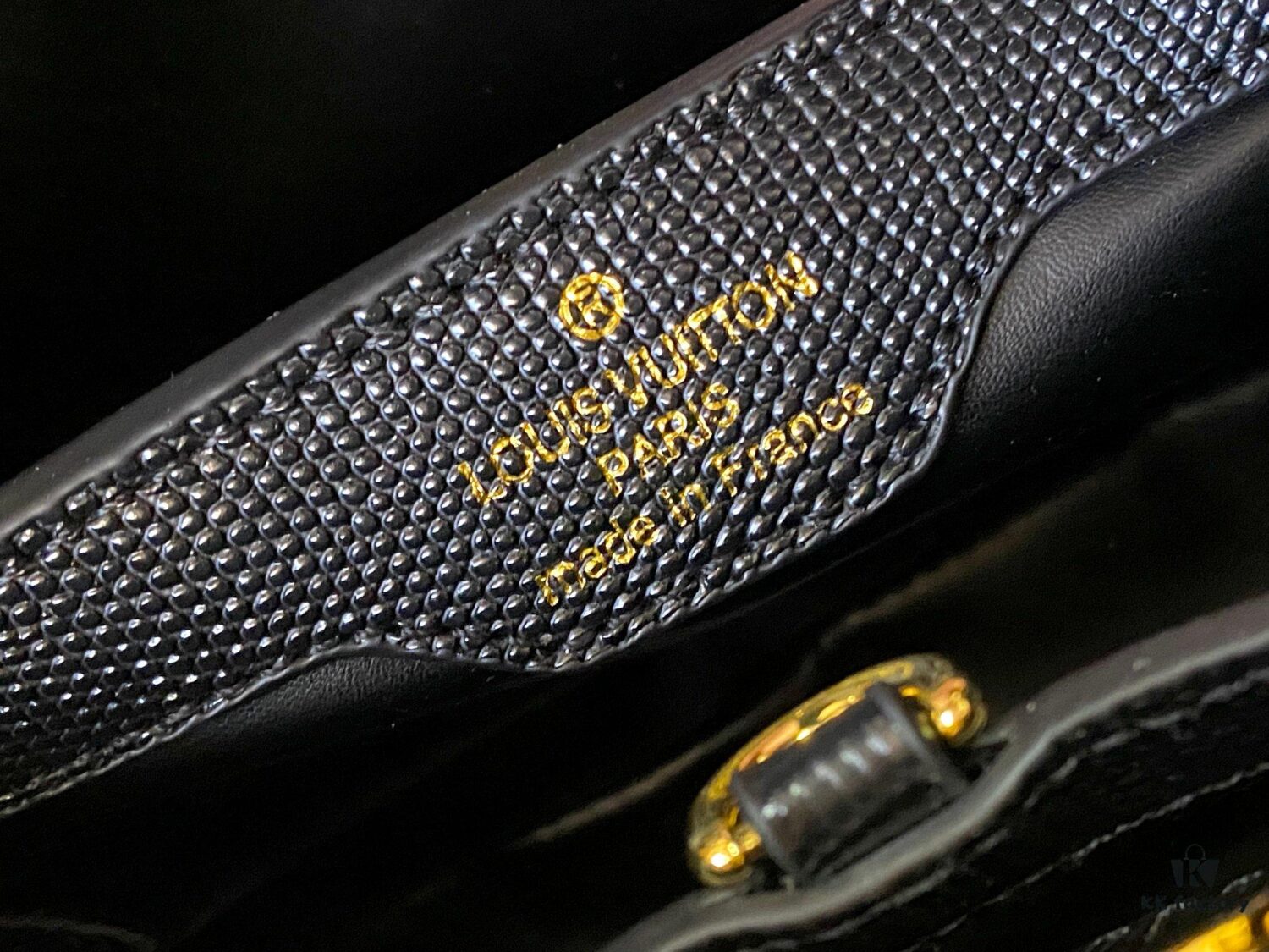 Top Grade Original Guangzhou Stock M12297 Black Lizard Skin with Diamond-Inlaid Golden Crown Capucines BB Handbag