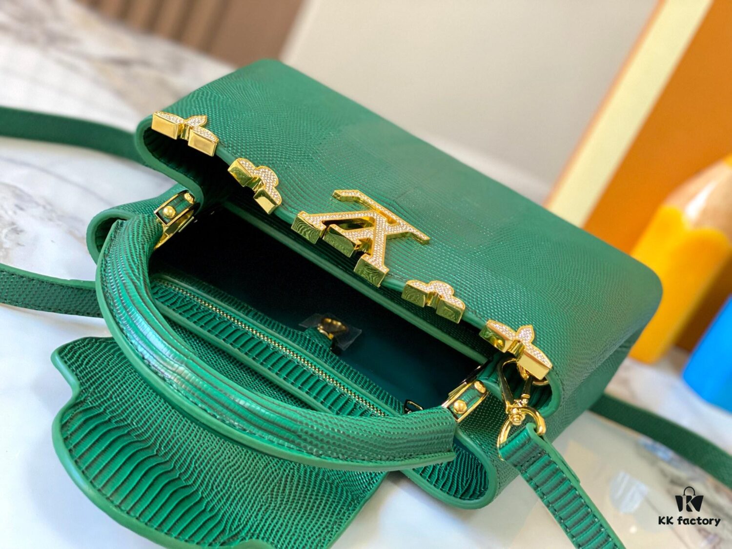 Top-Grade Original Guangzhou Stock M12297 Green Lizard Skin with Gold Diamond Crown Triangle Capucines BB Bag