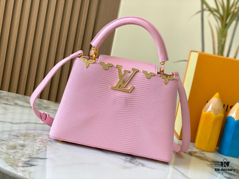 Top-Quality Original Guangzhou Stock M12297 Pink Lizard Skin with Gold-Tone Crown Triangle Capucines BB Bag