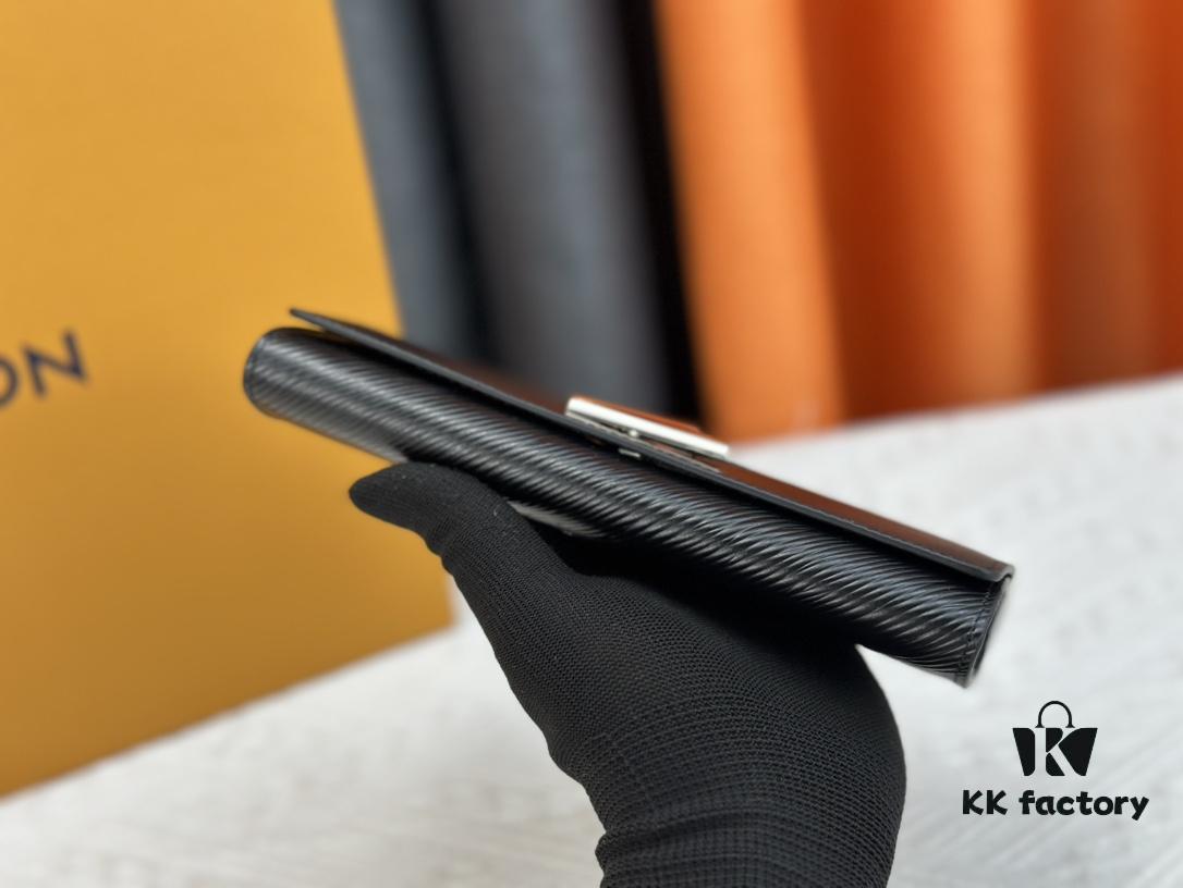 Twist Wallet M61179 in Epi Leather