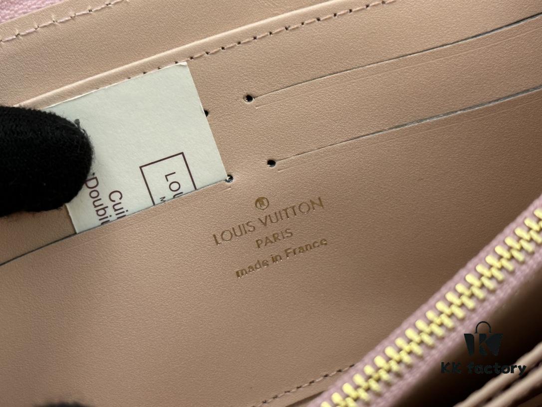 Wallet M 81510 in embossed Monogram lambskin with padded finish