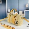 New Arrival LV Straw Keepall Pillow Bag