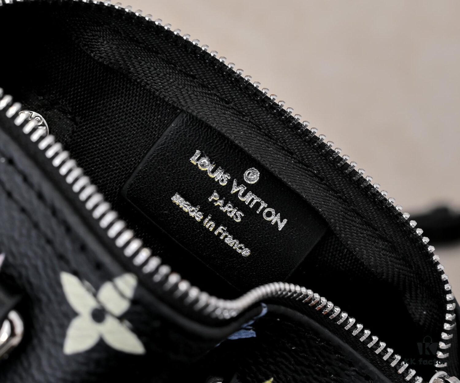 Upgraded Version 140 M13406 M13391 (Authentic Photos, Accurate Match) M81085 New Denim Louis Vuitton × Murakami Collaboration Nano Speedy Bag