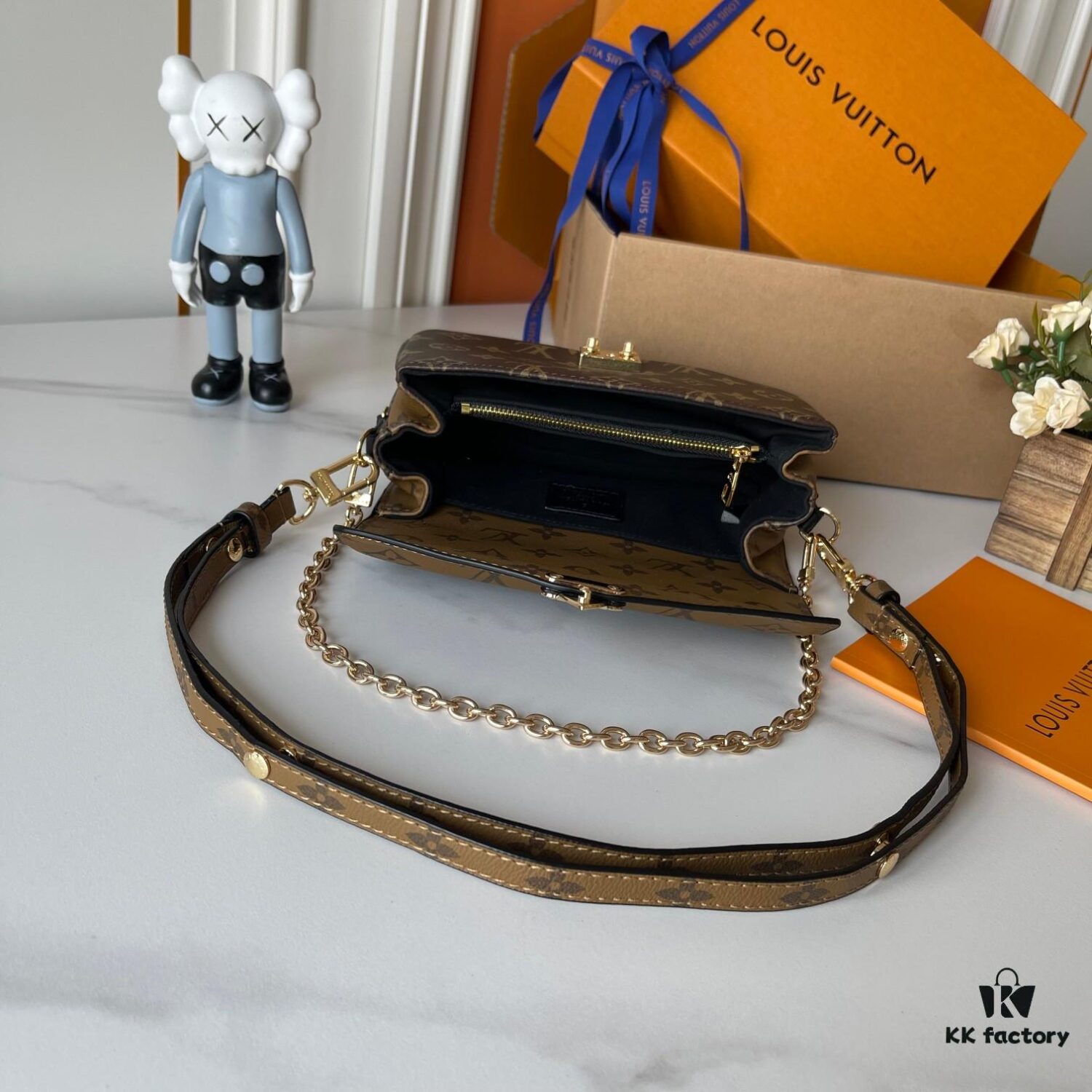 Upgraded Version 160 (High-Quality Replica) M12429 M23940 M40749 M46914 M46279 M22834 M46595 LV Sling Bag Mini East West Métis Handbag