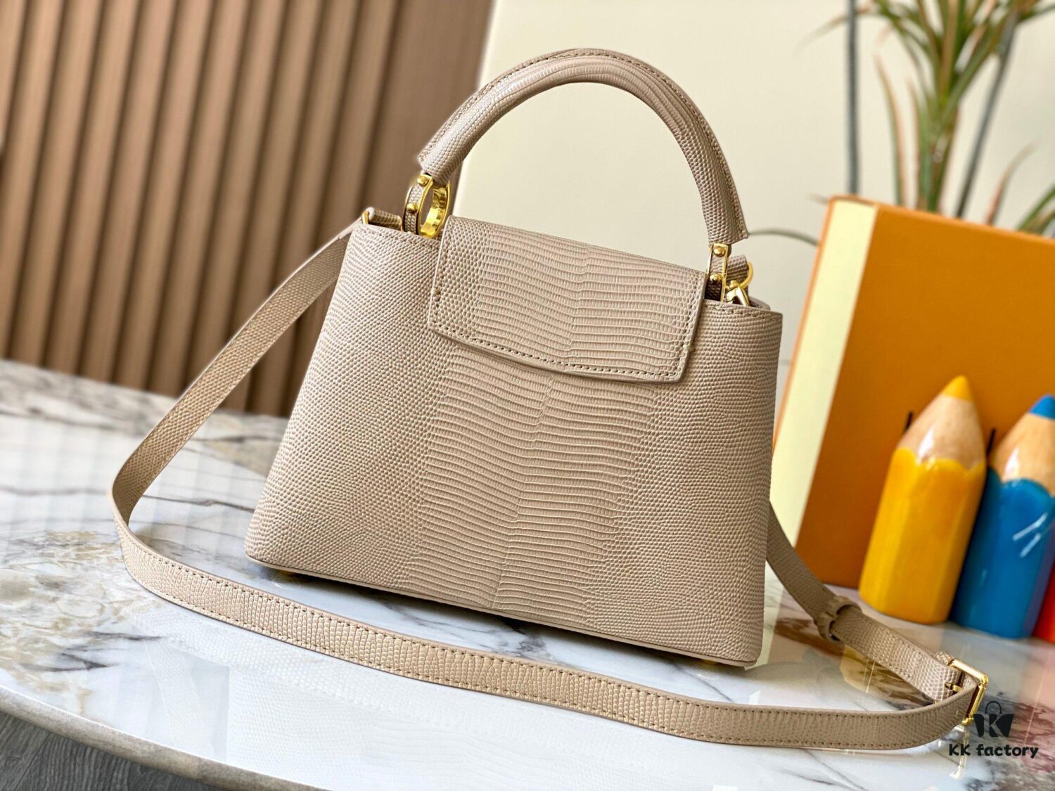 69307e136e68136f4d9a7348 Top Quality Original Guangzhou Stock M99528 Beige Lizard Leather Gold-Tone Hardware Capucines BB Handbag