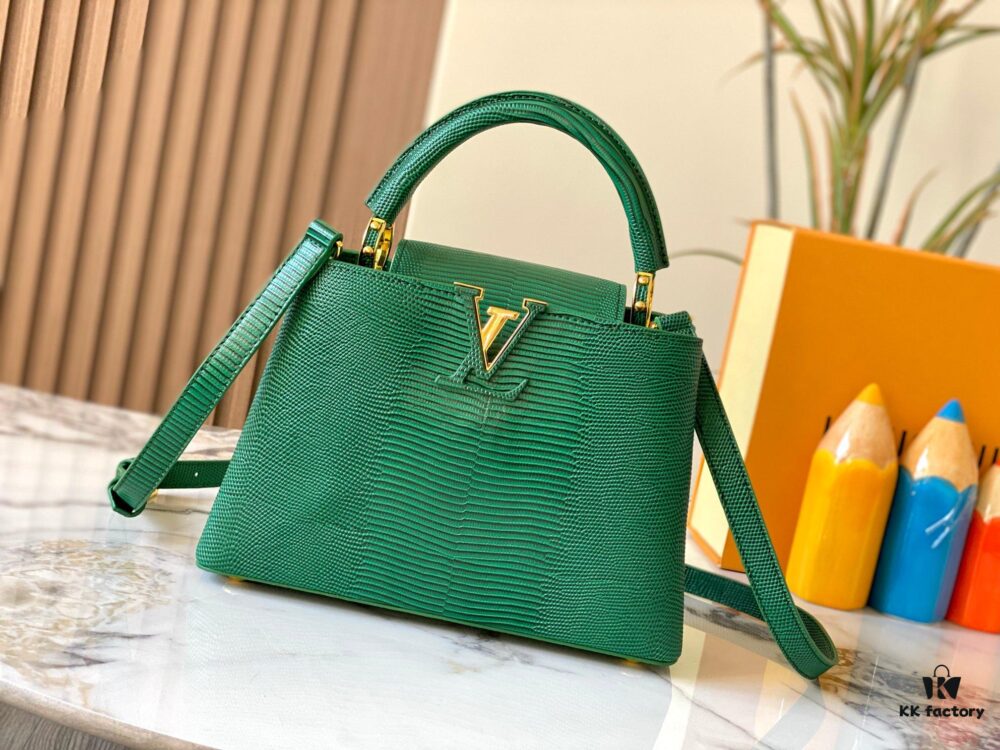 Top Quality Original Guangzhou M99528 Green Lizard Skin Gold Buckle Capucines BB Handbag
