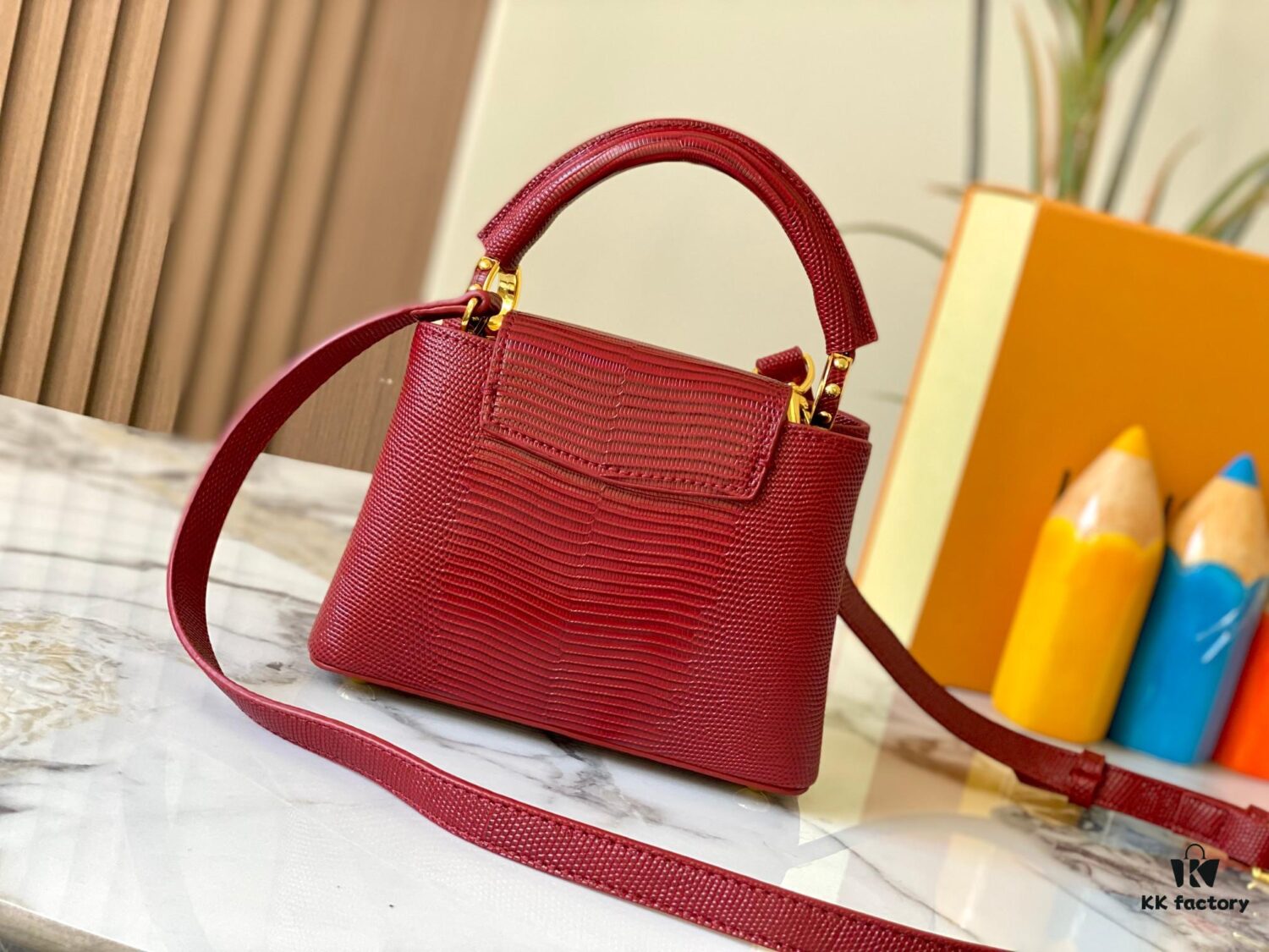 69307e2d6e68136f4d9a7374 Top Quality Original Guangzhou Stock M99527 Burgundy Lizard Leather with Gold Hardware