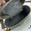 M12427 Vanity Chain Pouch Bag