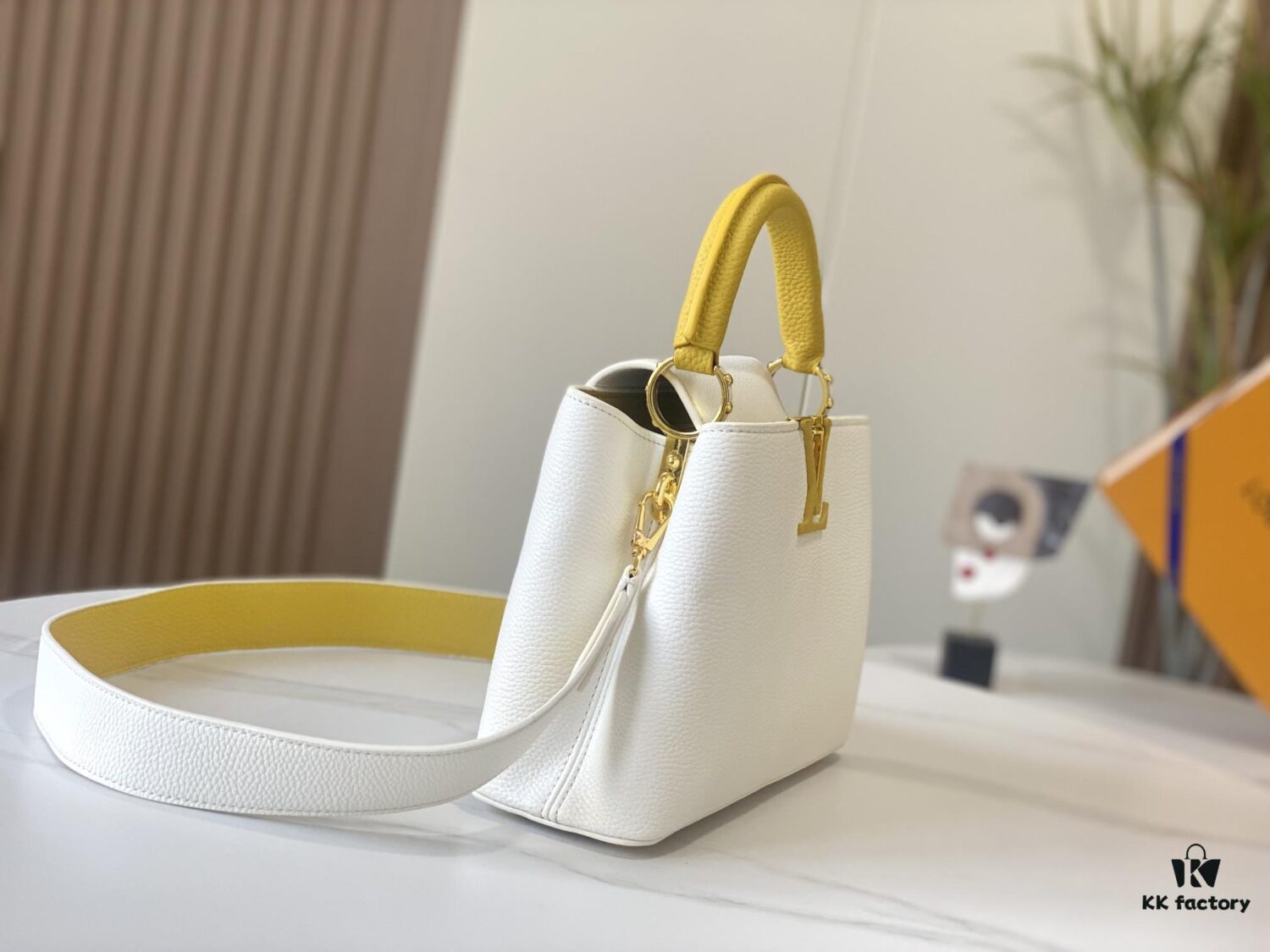 Upgraded M59468 Capucines BB Handbag