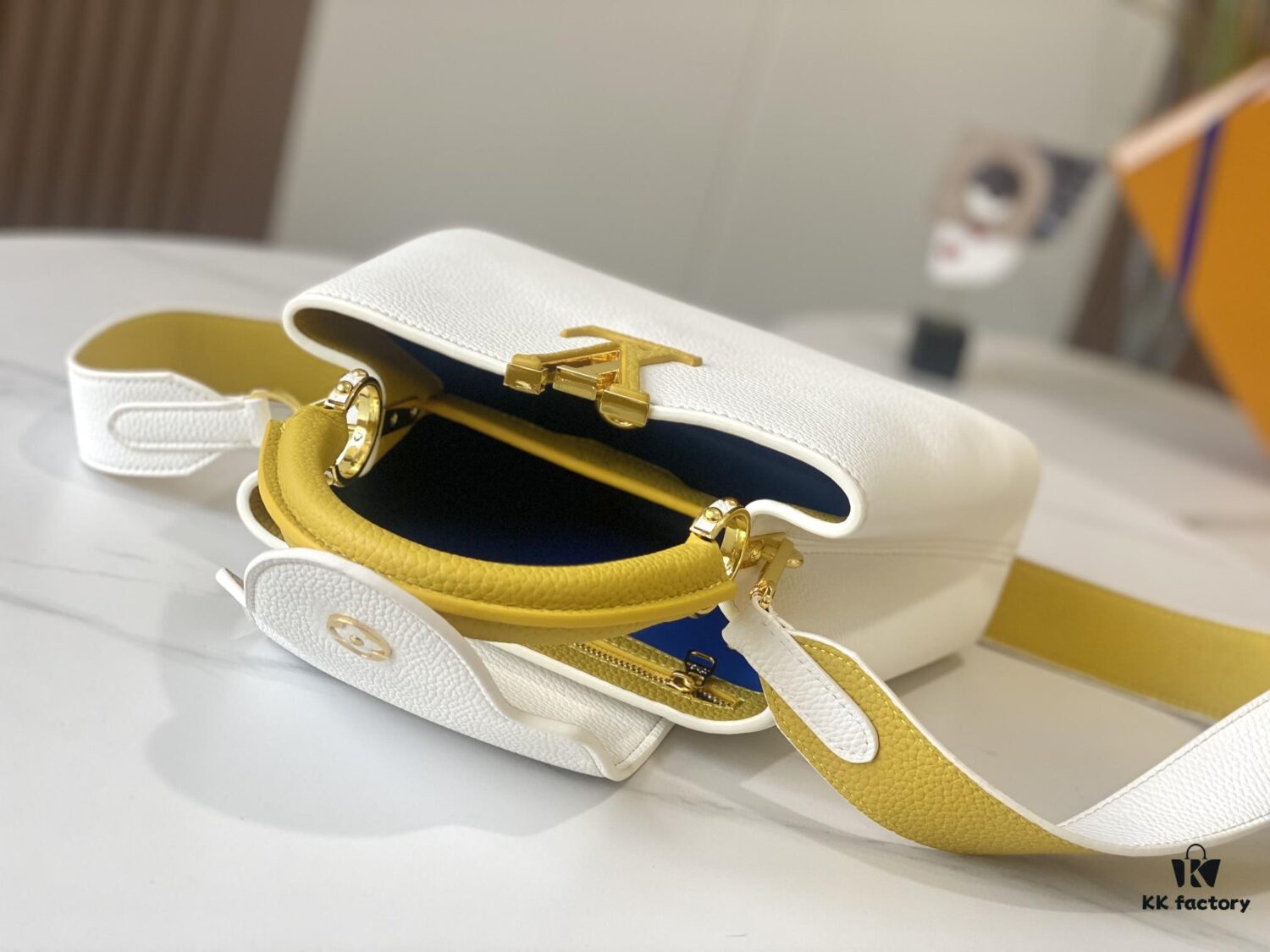 Upgraded M59468 Capucines BB Handbag