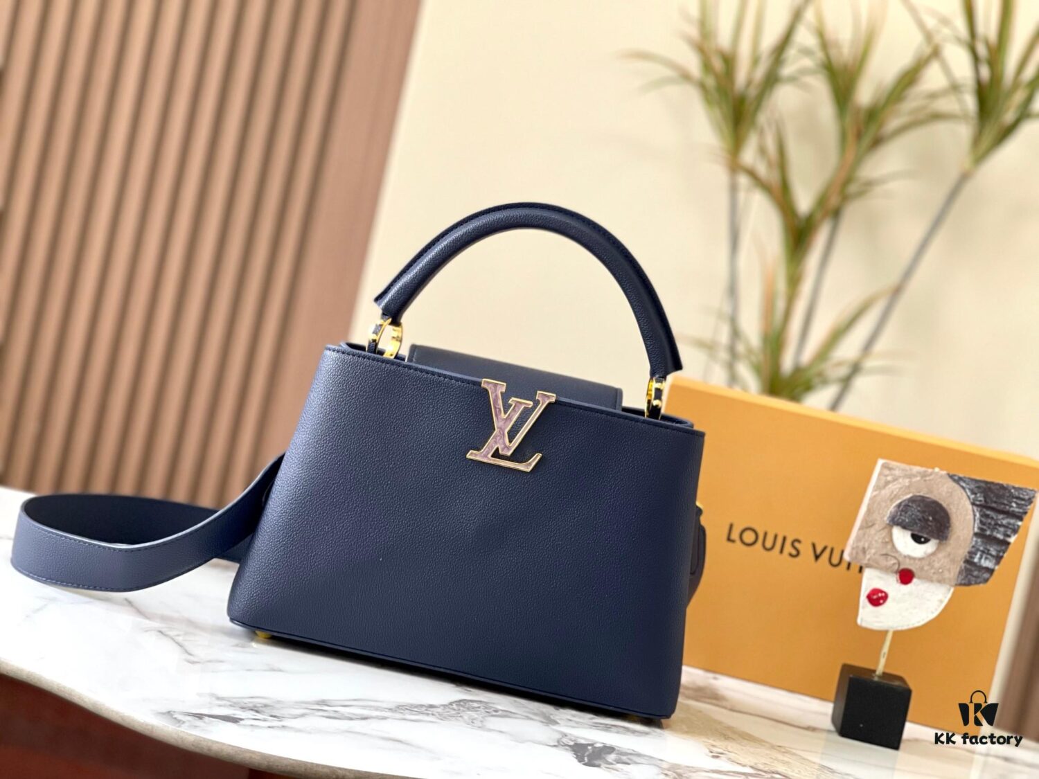 Upgraded Version M21150 Deep Blue Capucines Medium Handbag