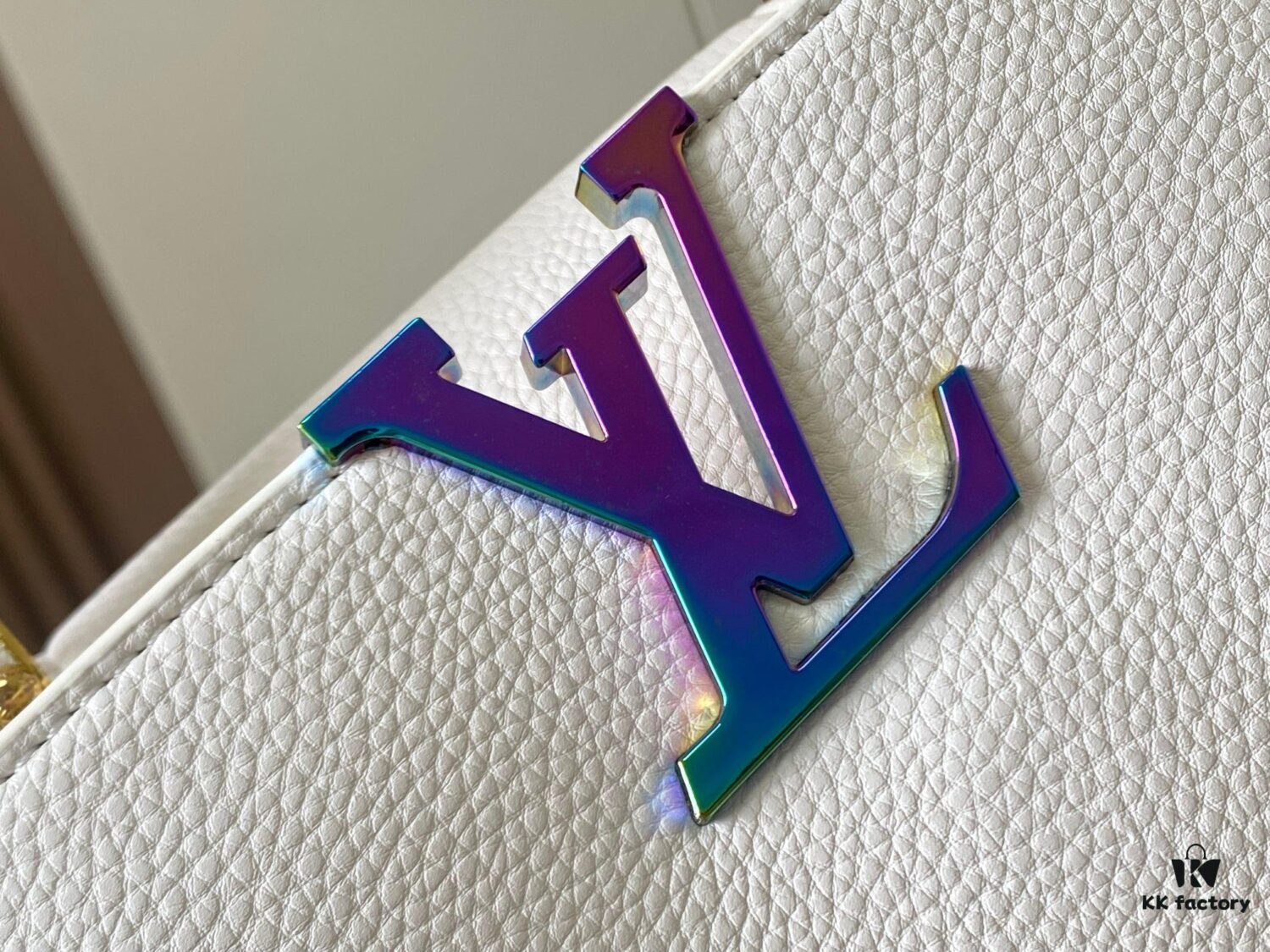 Exclusive On-Site Photo - M22054 Capucines BB Bag