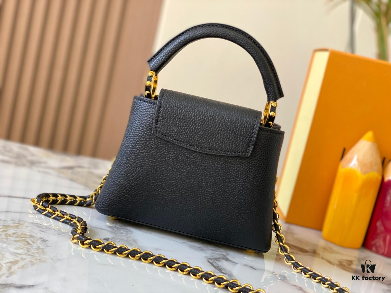 69307ef16e68136f4d9a74c0 Top Quality Original Guangzhou Version M24583 Black with Gold Diamond Flower Crown Capucines Flower Crown Handbag