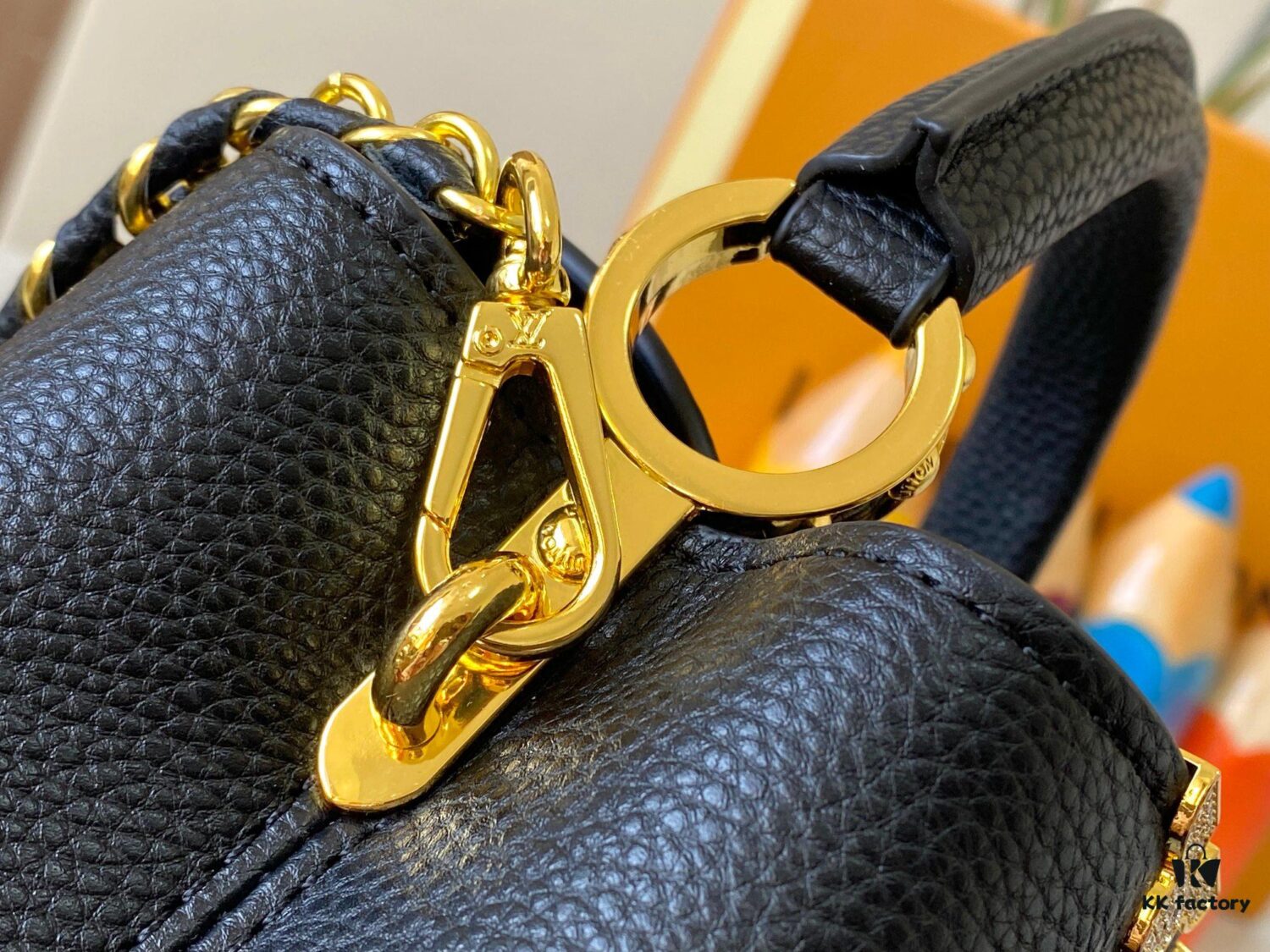 69307ef46e68136f4d9a74c3 Top Quality Original Guangzhou Version M24583 Black with Gold Diamond Flower Crown Capucines Flower Crown Handbag