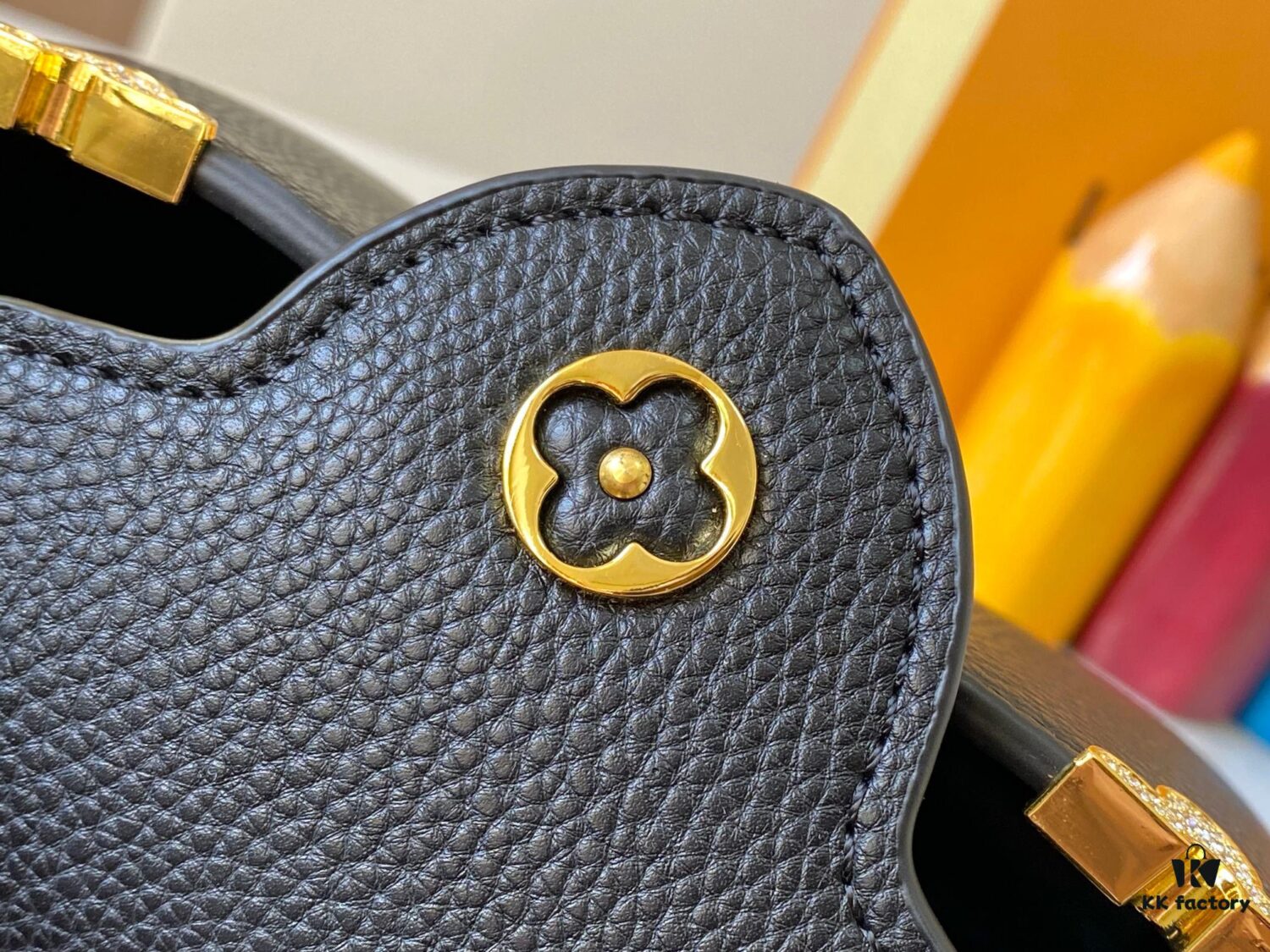 69307ef56e68136f4d9a74c5 Top Quality Original Guangzhou Version M24583 Black with Gold Diamond Flower Crown Capucines Flower Crown Handbag