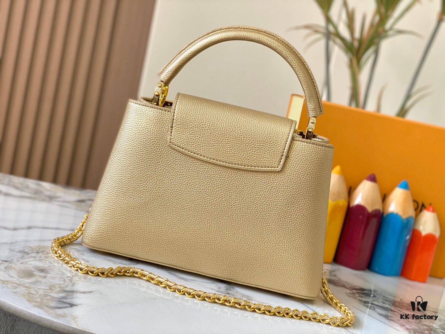 69307ef76e68136f4d9a74c9 Top Quality Original Guangzhou Version M24585 Gold-Tone Flower Crown Capucines Bag with Crystal Diamonds