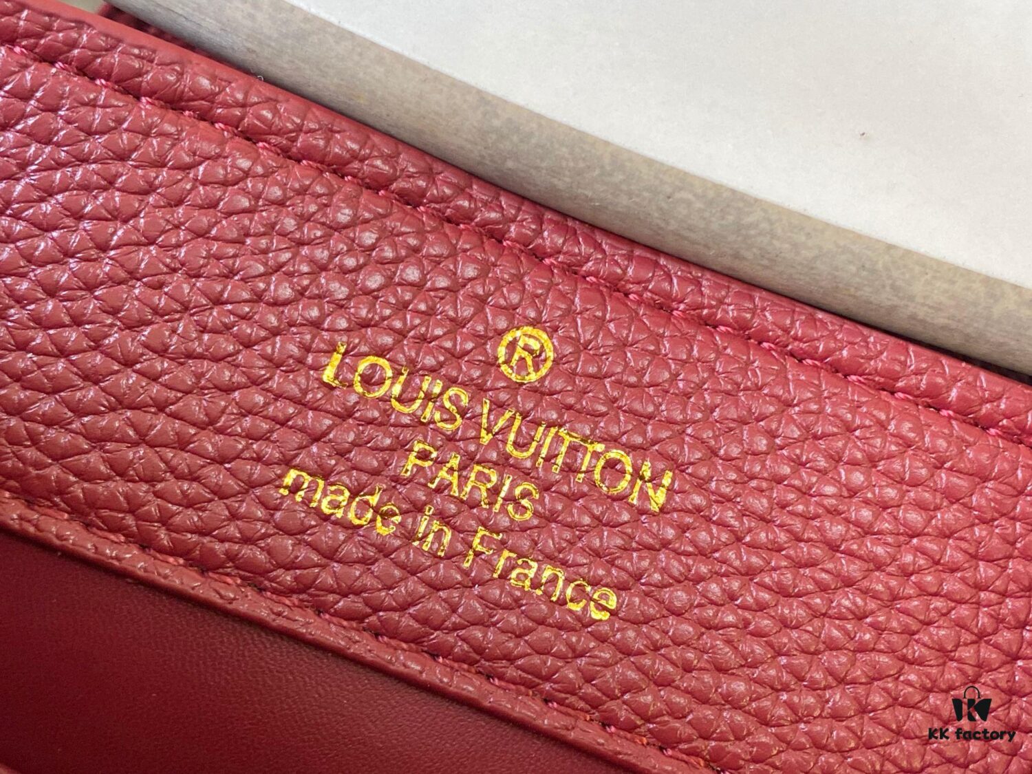 Top Quality Original Guangzhou M24583 Date Red and Gold Diamond Flower Crown Capucines Handbag