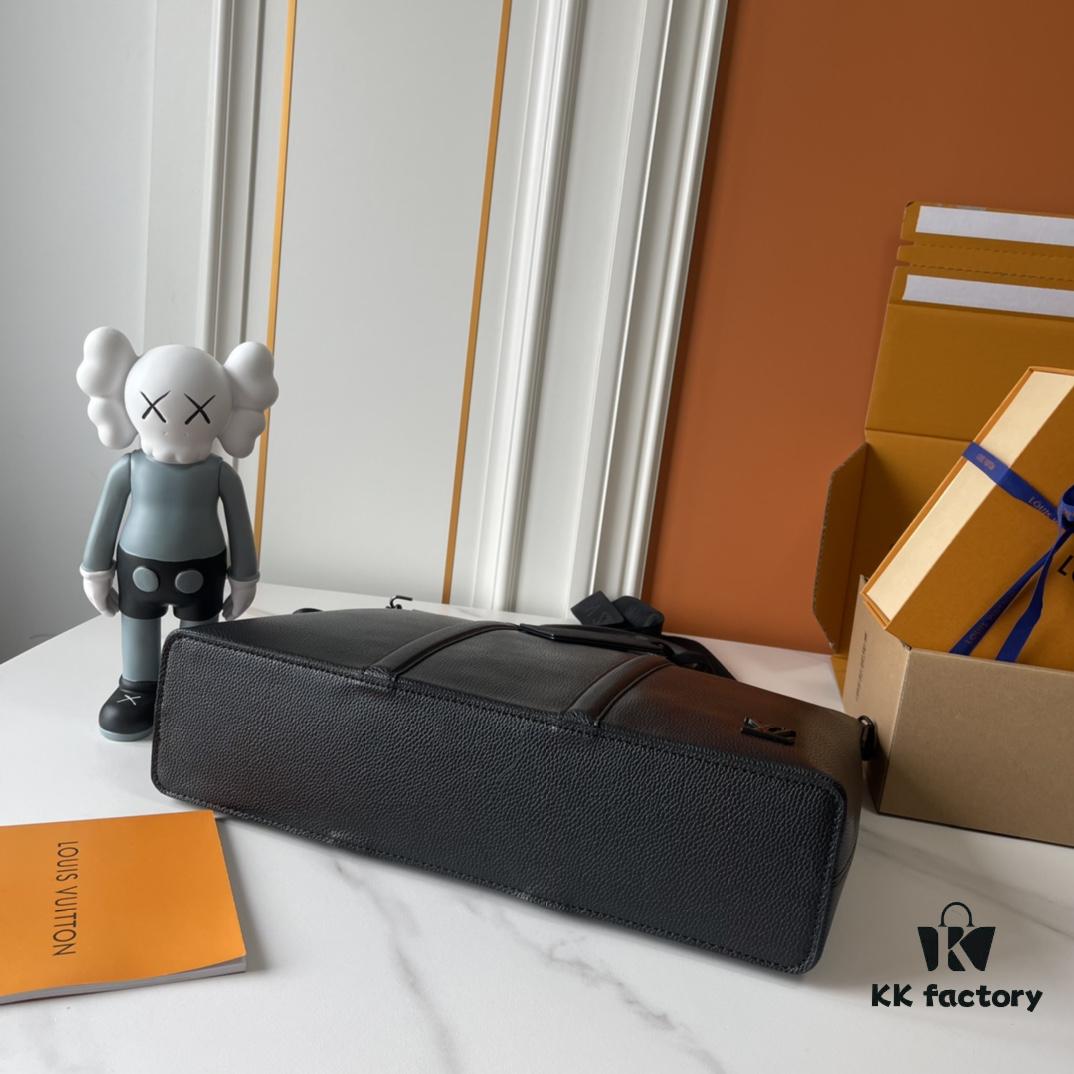 Upgraded Version Small 230 Large 240 Official Latest Model M59158 M59159 BRIEFCASE Leather Briefcase