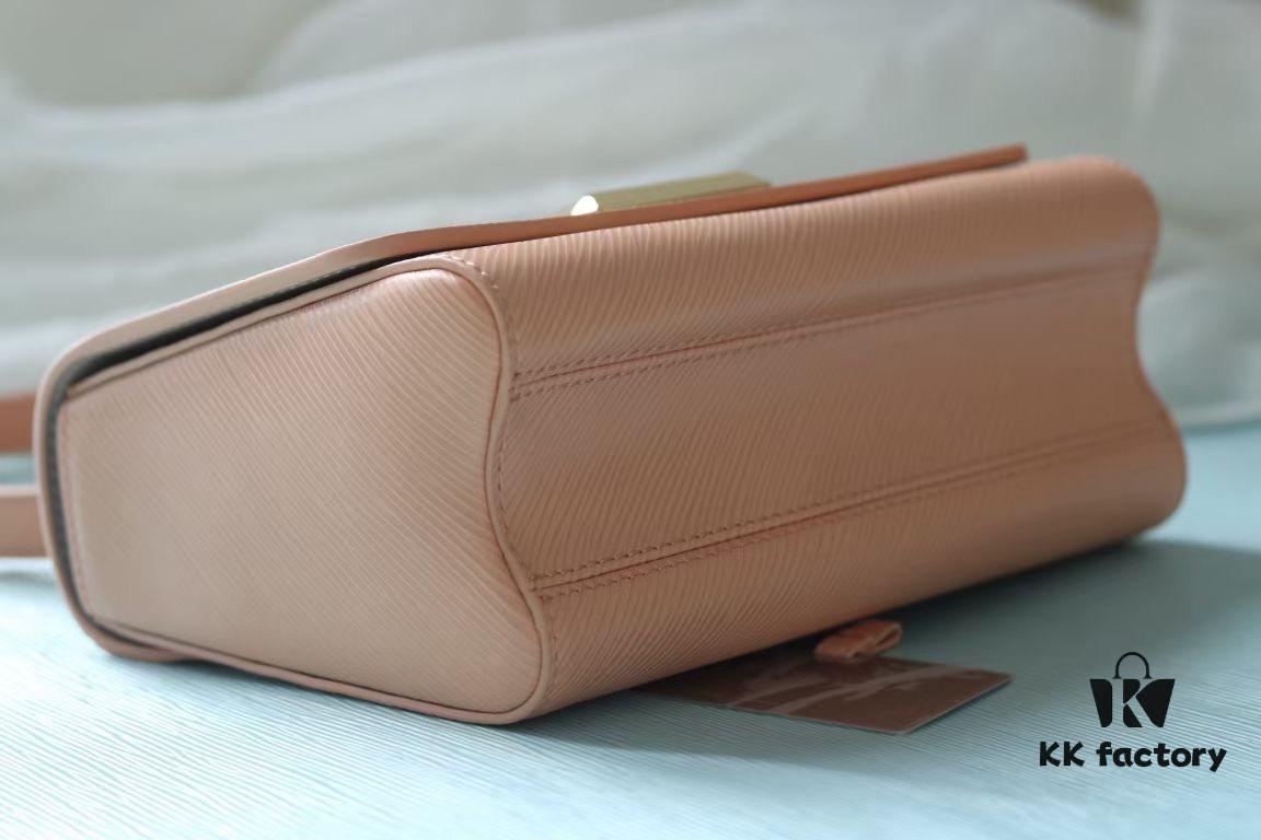 Top-Quality Original Twist Medium Handbag