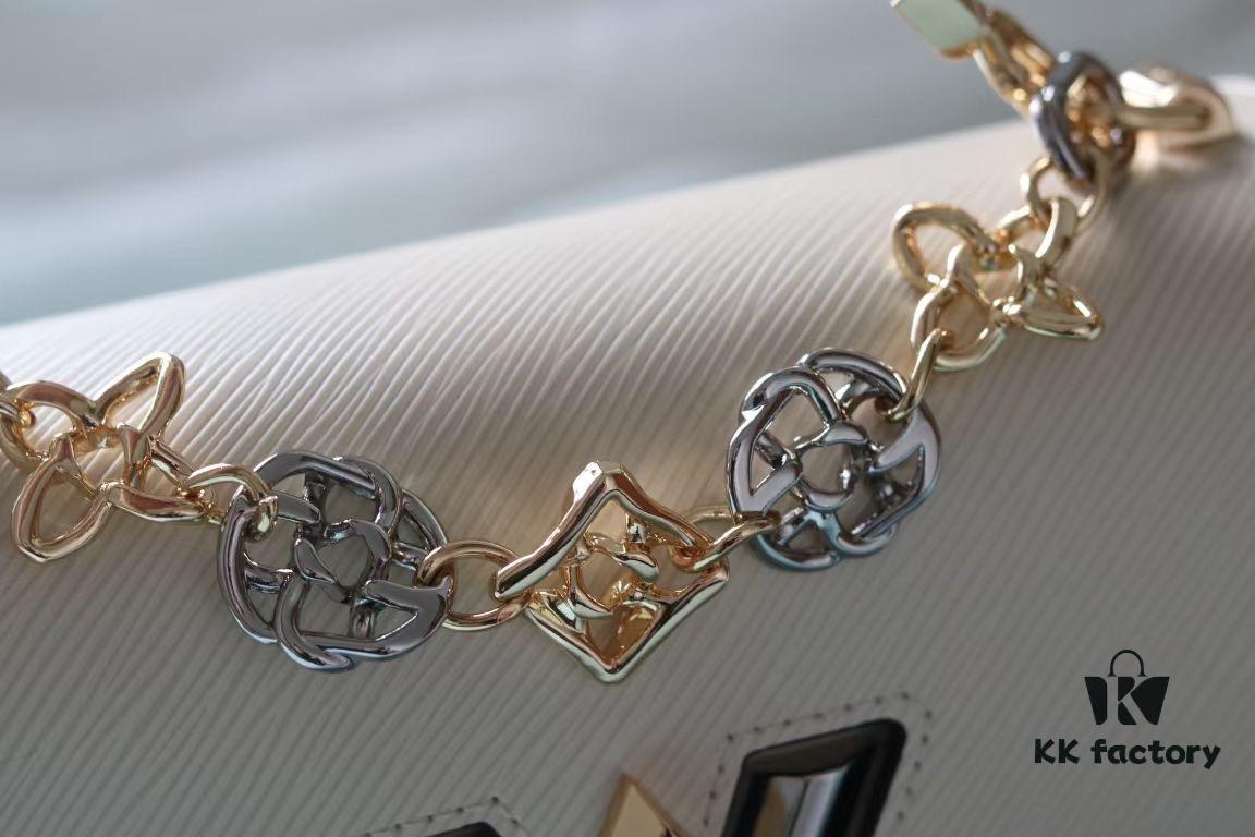 Top-Quality Original Twist Medium Handbag