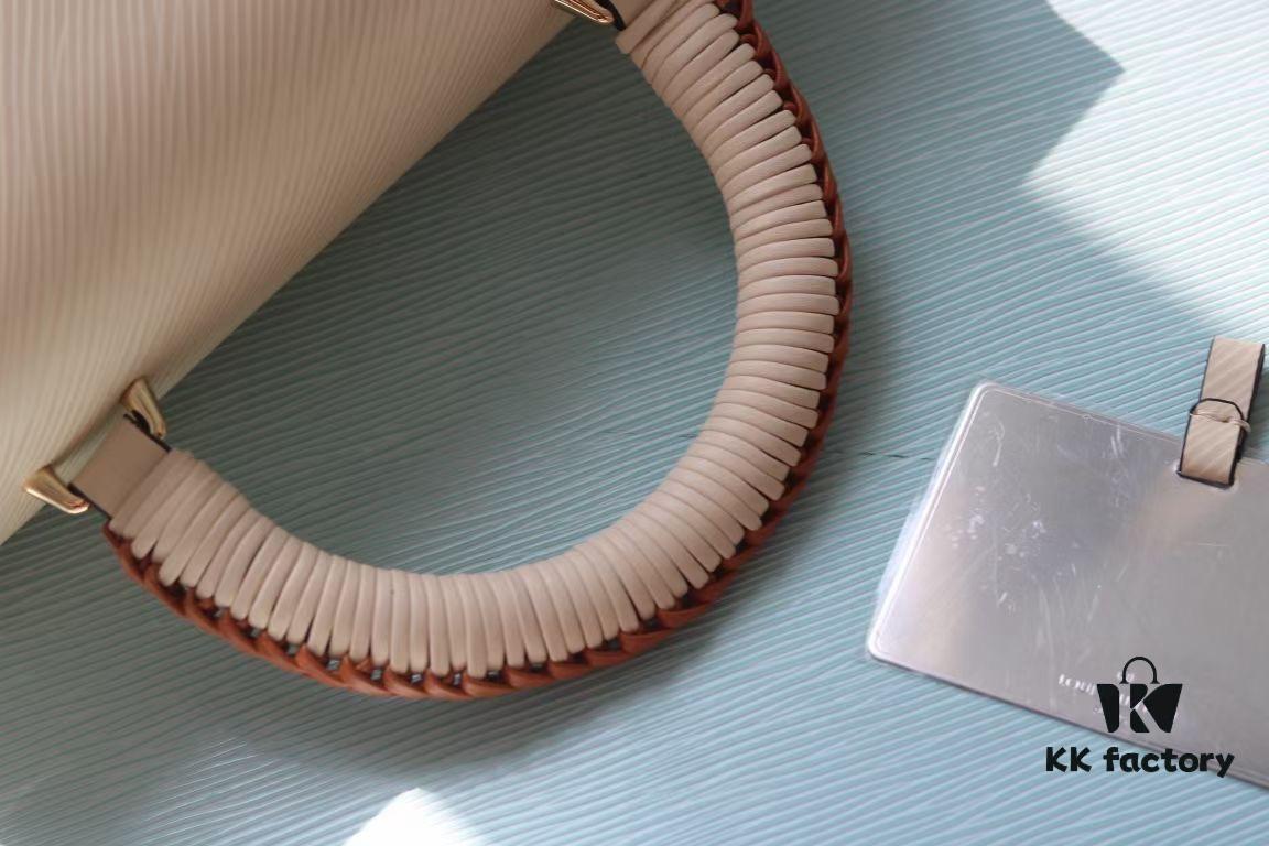 6930803e6e68136f4d9a77c2 Top Quality Original Version! Welcome to Compare Prices! Model No.: 50392/22229/22236. This LV Twist Medium Bag is crafted from Epi grained leather, featuring woven leather wrapping around the LV Twist lock and top handle, adding a touch of elegance to its striking design. The detachable and adjustable shoulder strap allows versatile carrying options—short shoulder, long shoulder, or crossbody wear.