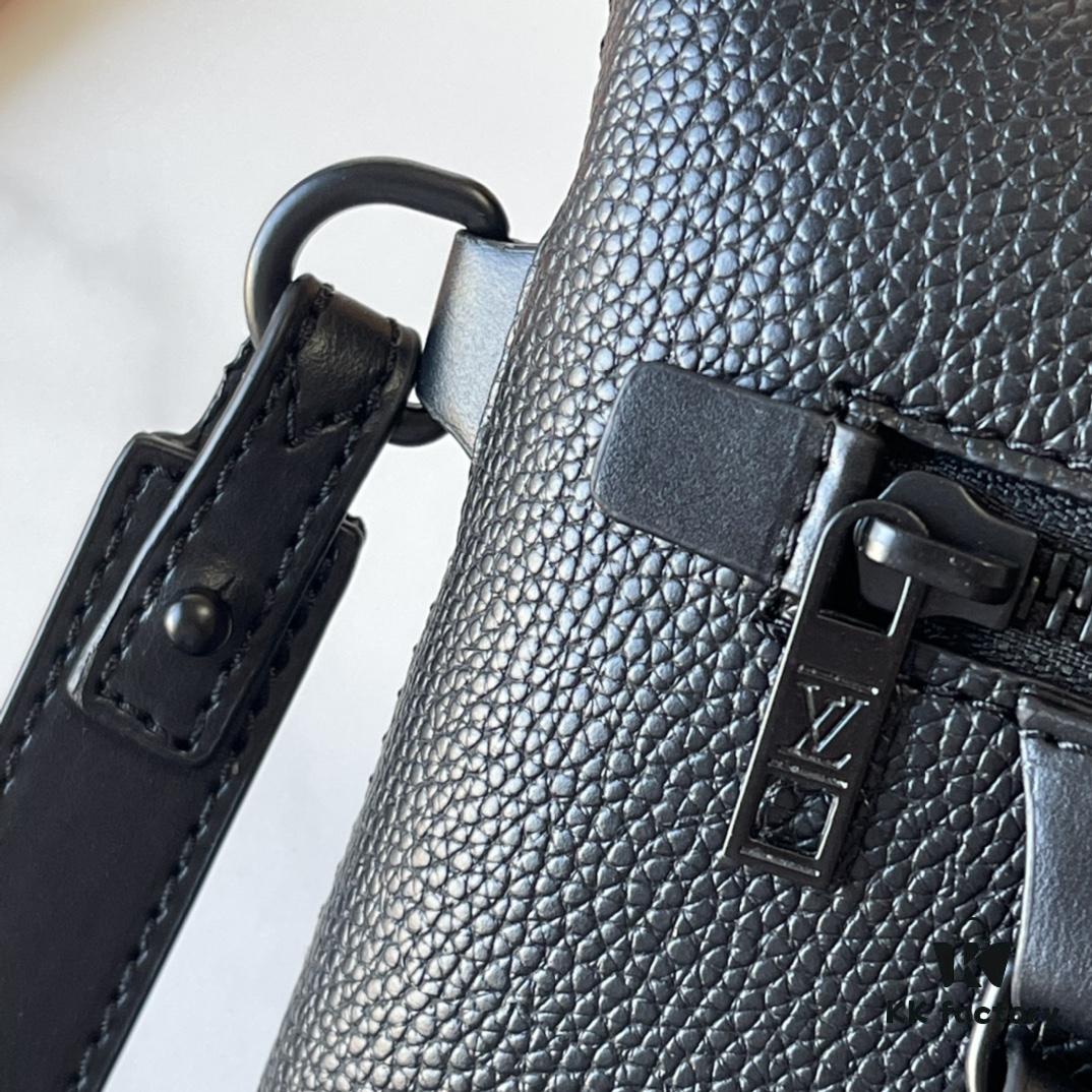 Upgraded 160 M69837 M40504 M40505 Black Full Leather Clutch iPad Case