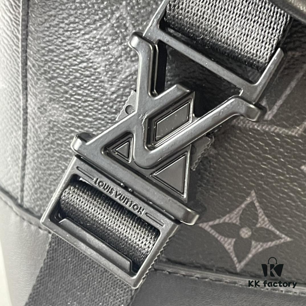 Upgraded Version 210 M25121 M12517 Latest Voyager Small Messenger Bag Crafted from Monogram Shadow Cowhide Leather