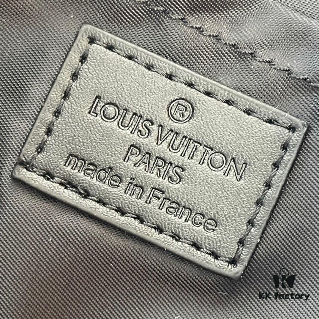 Upgraded Version 210 M25121 M12517 Latest Voyager Small Messenger Bag Crafted from Monogram Shadow Cowhide Leather