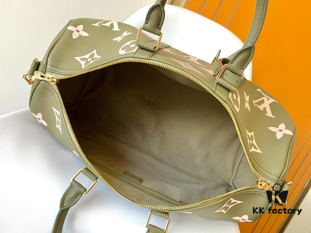 M46670 Black M46671 Green Keepall Bandoulière 45 in Monogram Empreinte Embossed Leather