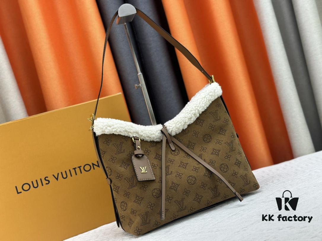 M11843 M46203 (Suede Leather with Digital Perforation Technique, Aligned Pattern) CarryAll Small Bag