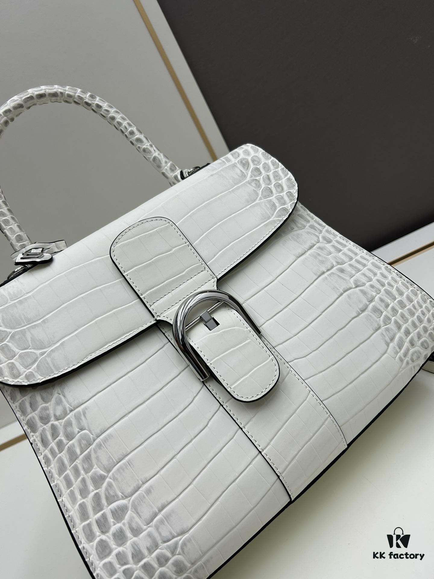 Luxuriously Unveiled 🔥 Crocodile-Embossed MM Size