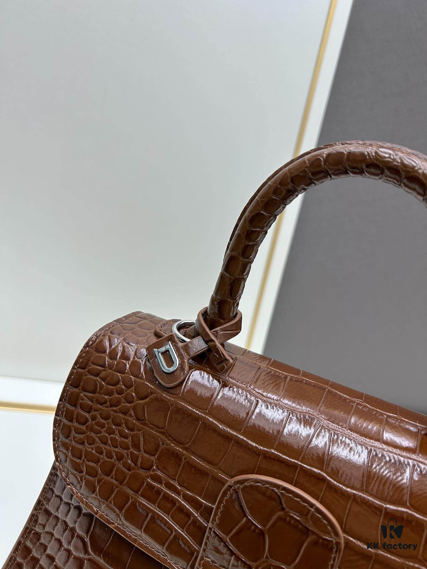 Luxuriously Unveiled 🔥 Crocodile-Embossed MM Size