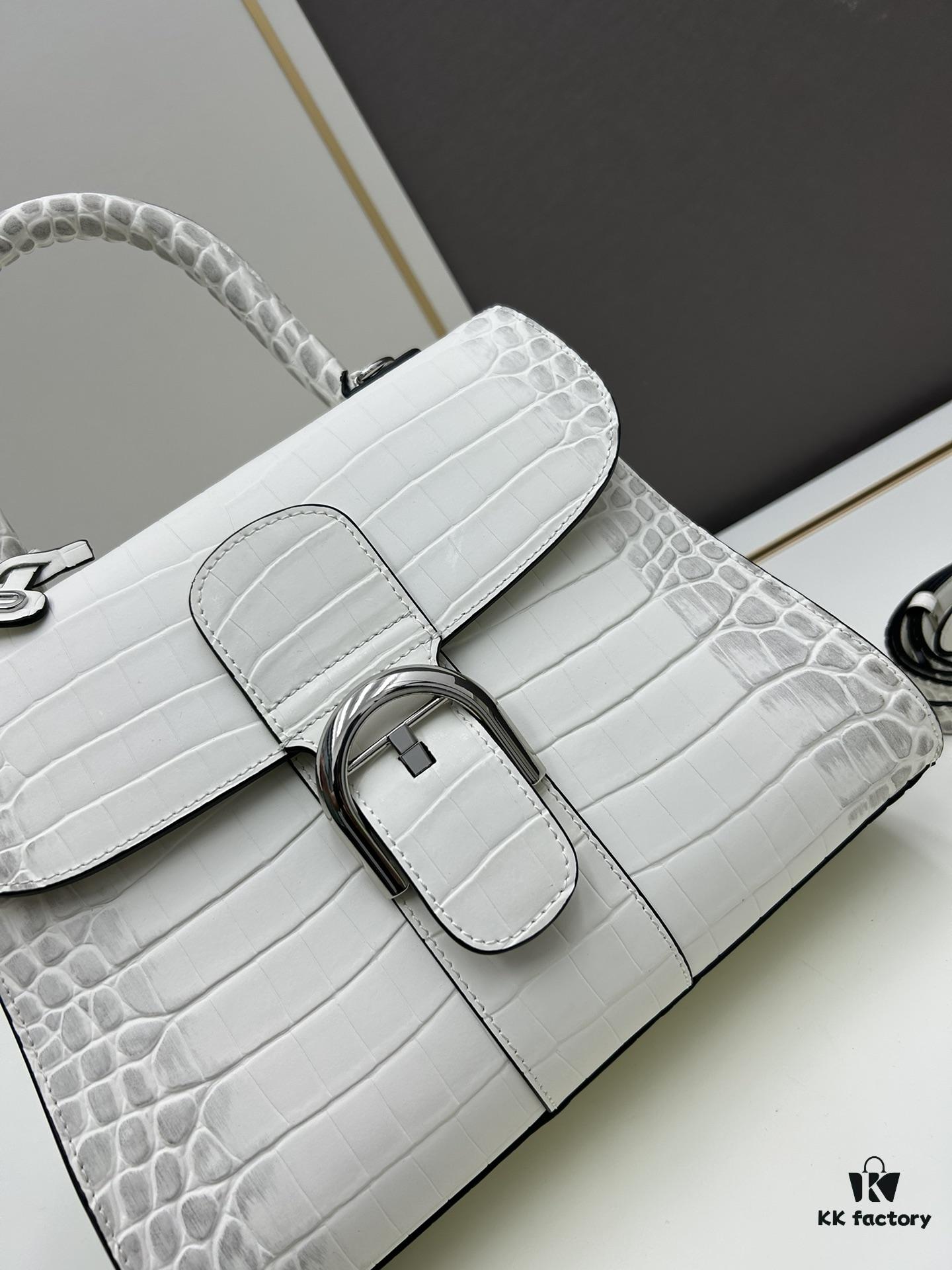 Luxuriously Unveiled 🔥 Crocodile-Embossed MM Size by Delvaux