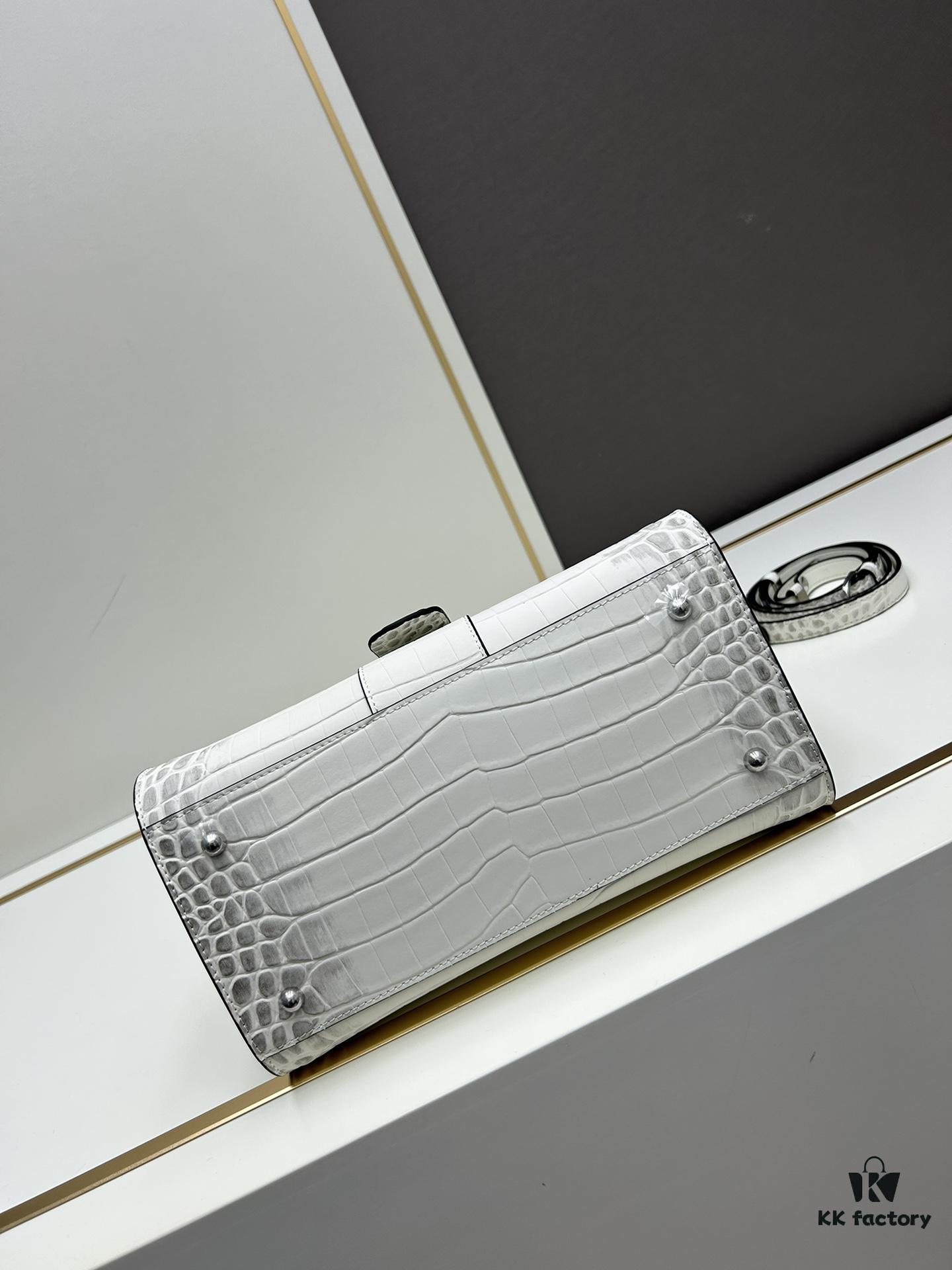 Luxuriously Unveiled 🔥 Crocodile-Embossed MM Size by Delvaux