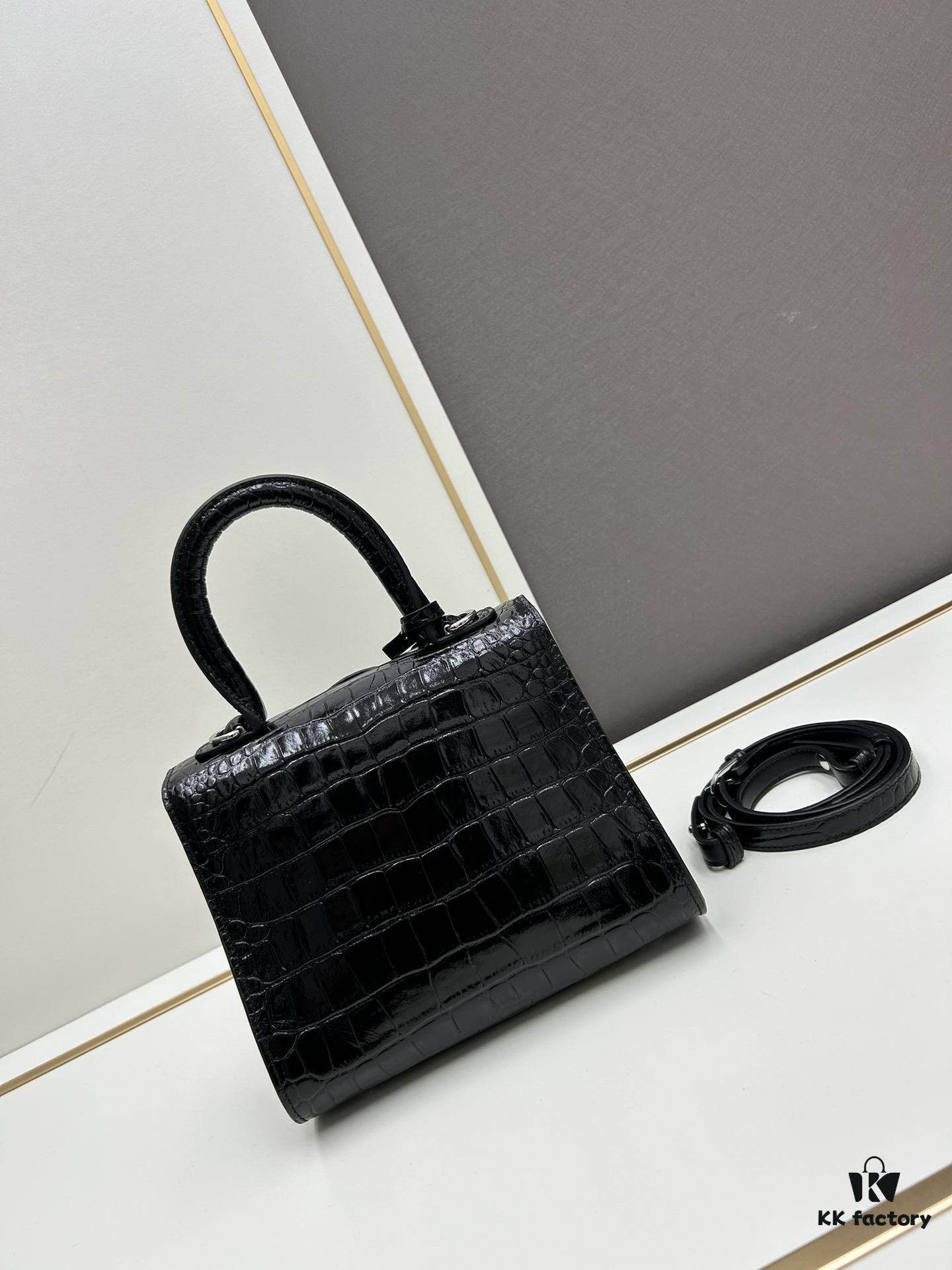 Luxuriously Unveiled 🔥 Crocodile-Embossed MM Size by Delvaux